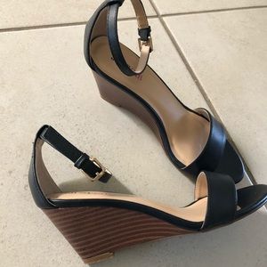 Just Fab black wedge sandals